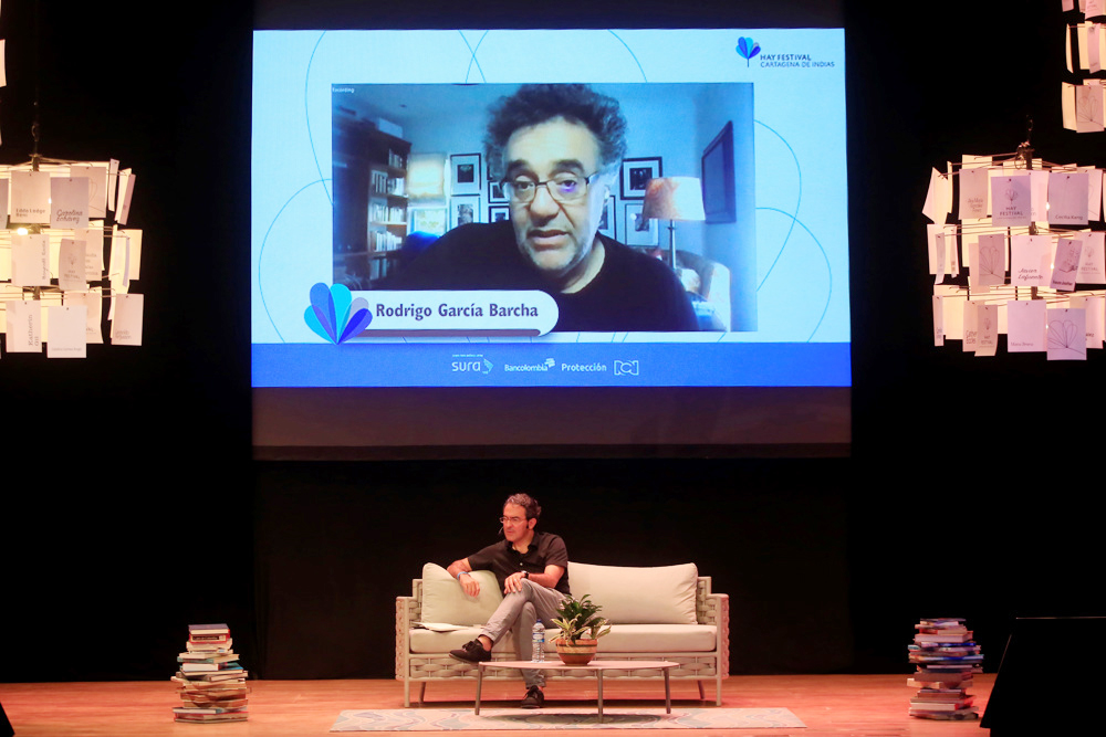 Rodrigo García señala su interés en las relaciones complicadas entre hermanos