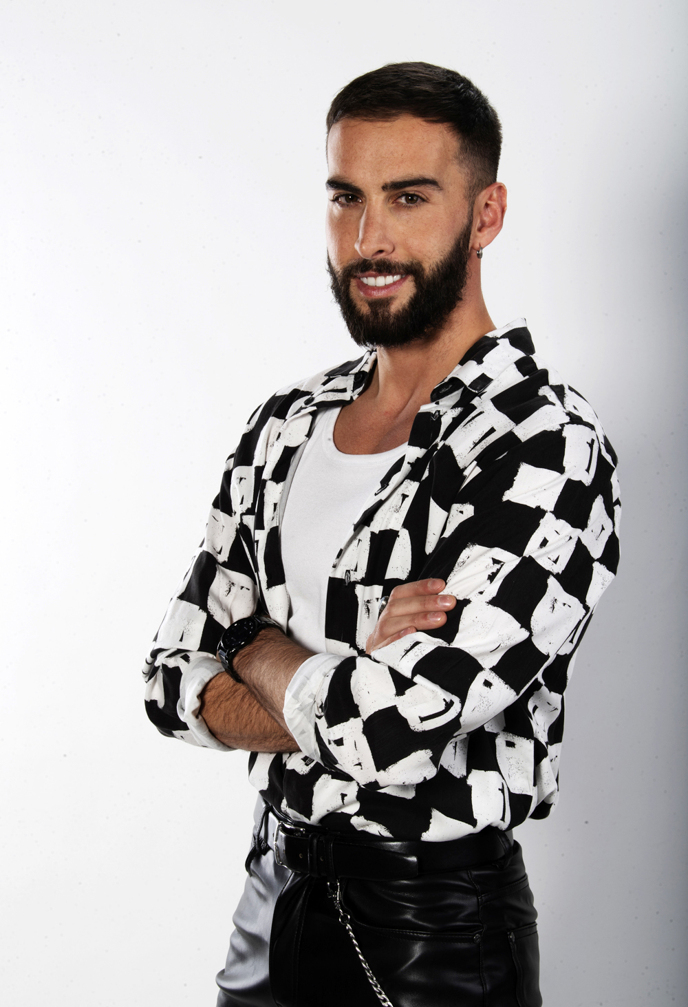 Actor mexicano Roberto Carlo experimenta ser hijo de Itatí Cantoral en serie