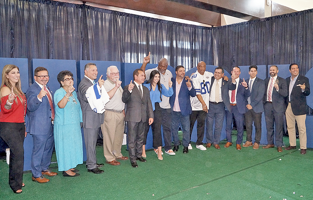 Aeropuerto Internacional McAllen el Aeropuerto oficial del Sur de Texas de los Dallas Cowboys