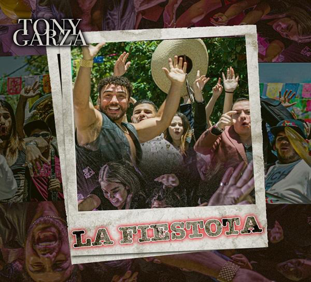 Tony Garza en su faceta de  cantante invita a “La Fiestota”