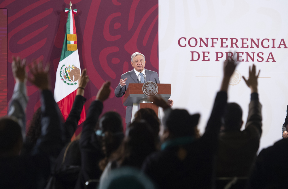 López Obrador ofrece abastecer a Alemania con gas natural de México