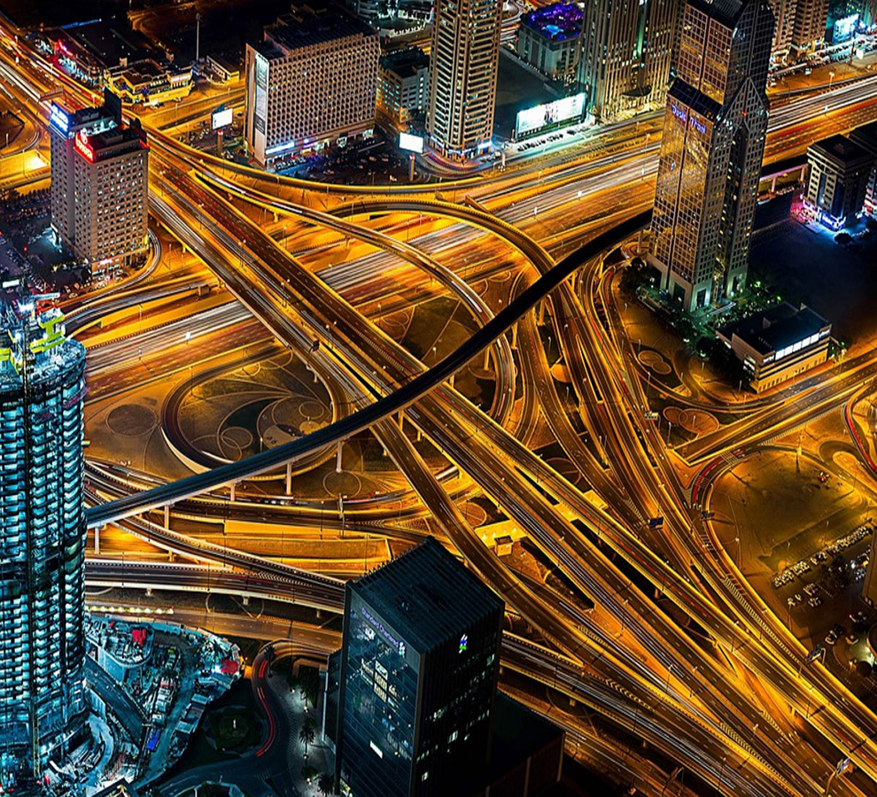 Así son las reglas de tránsito para autos en Emiratos Árabes Unidos