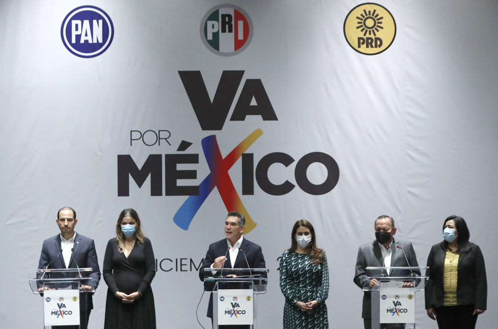 Coalición opositora “Va por México” se suspende por propuesta militar del PRI