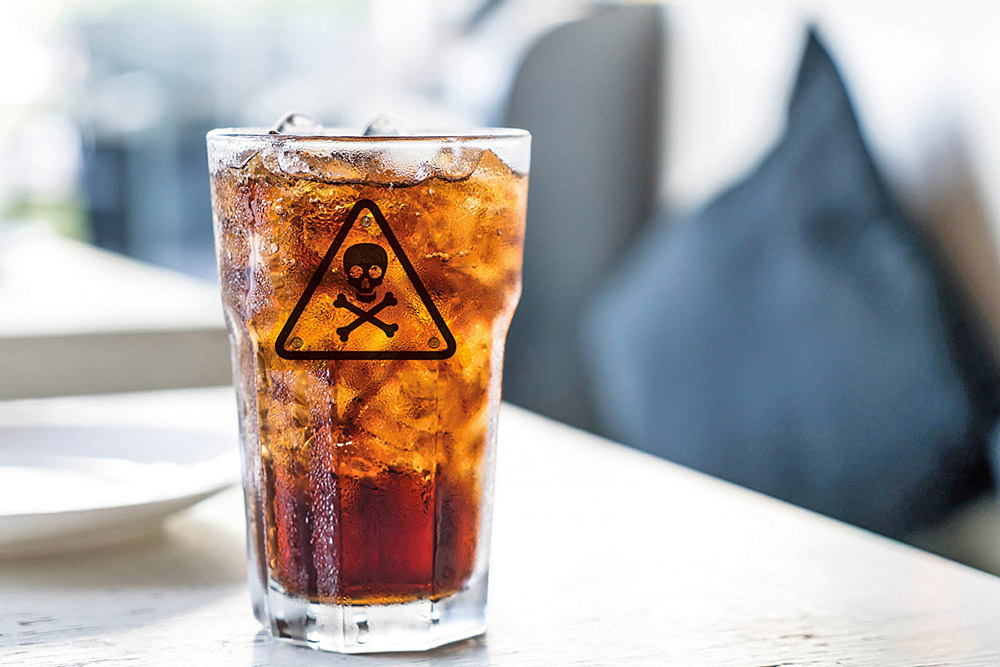 ¿Qué tan dañino es tomar refresco? Esto dicen los expertos