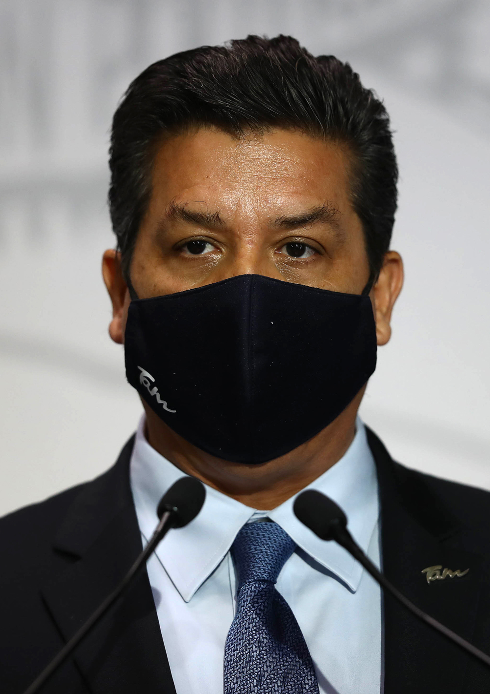 México emite alerta migratoria contra exgobernador acusado de corrupción