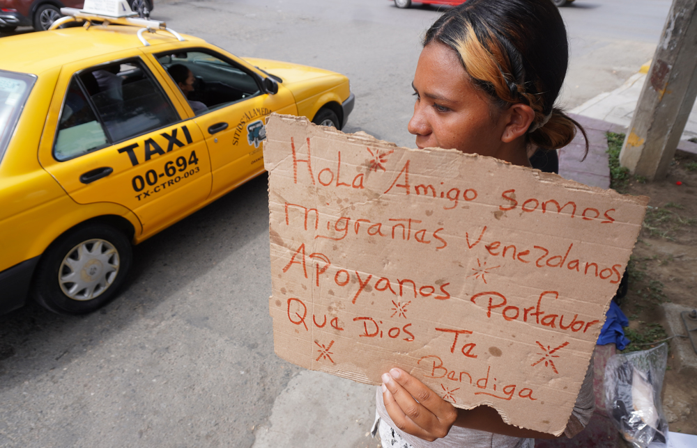 Venezolanos varados deambulan por el sur de México tras restricciones de EEUU