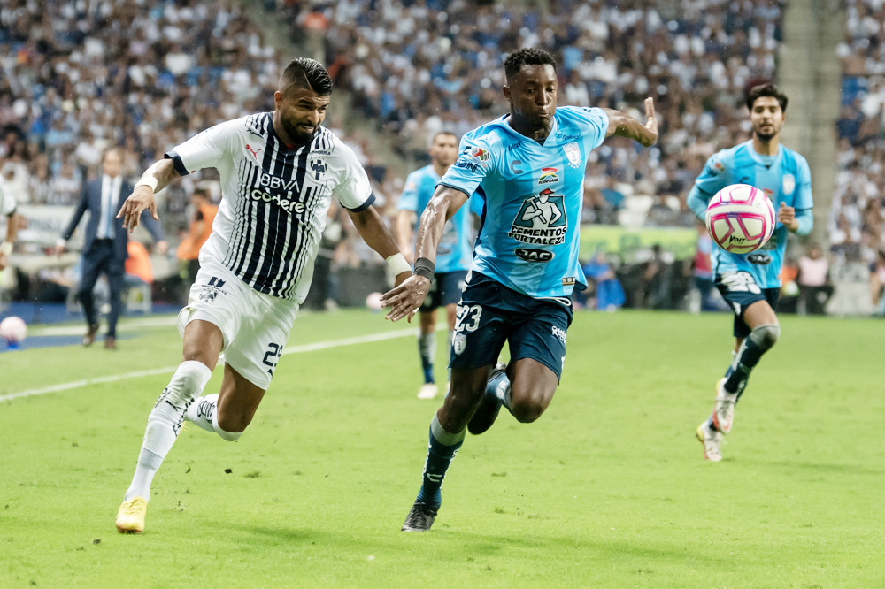 El uruguayo Almada asegura que el Pachuca pasó a la final sin jugar bien