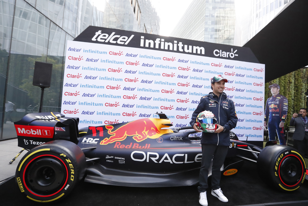‘Checo’ dice que faltan oportunidades para pilotos latinos en la Fórmula Uno