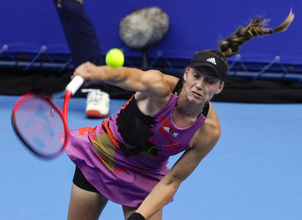 Rybakina se retira y Zheng será la primera rival de Muguruza en San Diego