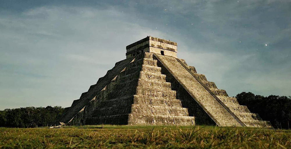 Júpiter enmarca el descenso de la Serpiente Lunar en Chichén Itzá