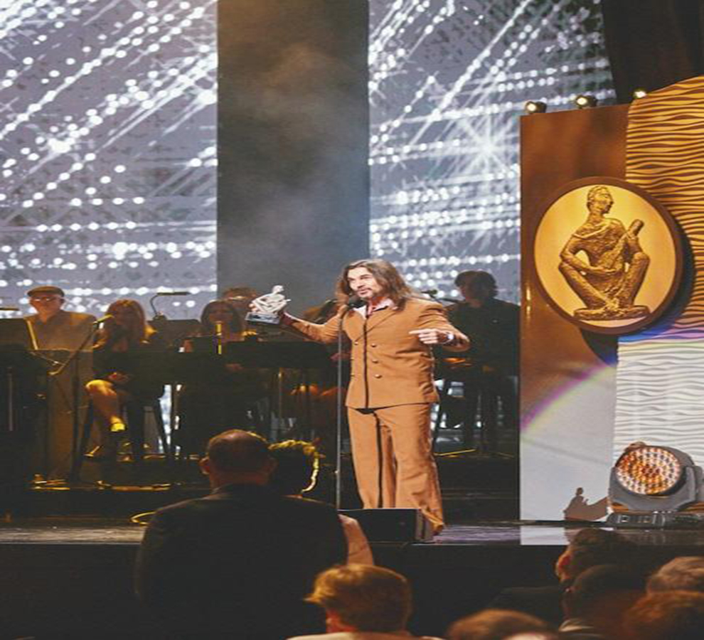 Juanes ingresó al Salón de la Fama de Compositores Latinos