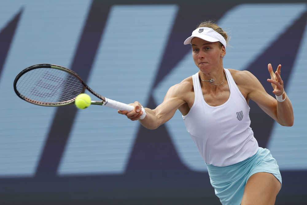 Samsonova da la sorpresa en Guadalajara al eliminar a Aryna Sabalenka