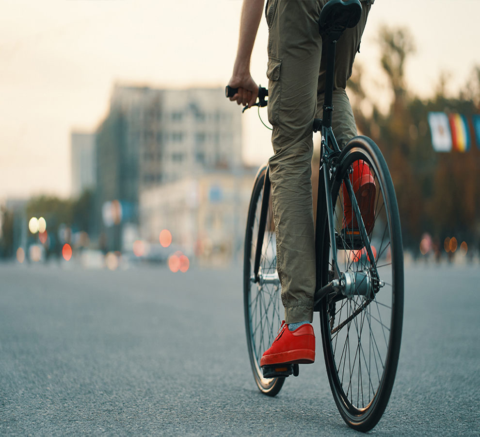 ¿Se puede llegar al Mundial de Qatar en bicicleta? Aficionados lo intentan