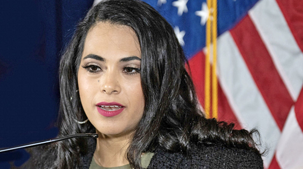 La Congresista Flores Presenta la ‘Ley RGV’ para reducir violencia armada