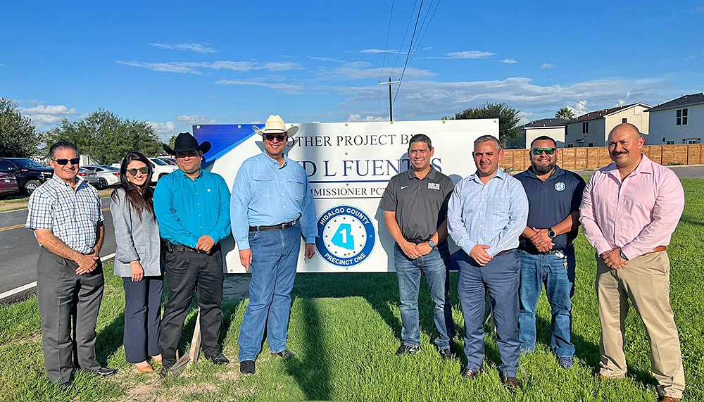 Mercedes celebra finalización de reconstrucción de carretera
