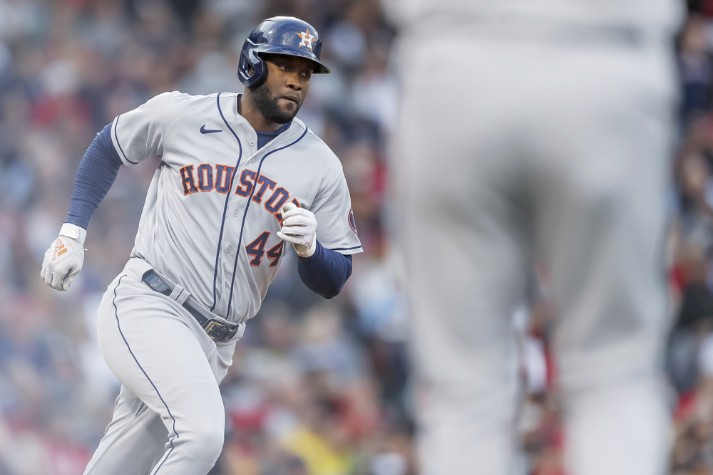 8-7. El cubano Álvarez pega jonrón de tres carreras y Astros ganan