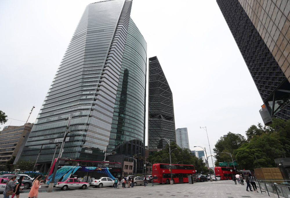 Sector privado eleva a 2,01 % la previsión de crecimiento de México para 2022