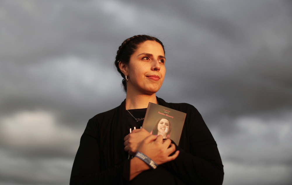 “Jódete cáncer”, la mexicana Sandra Monroy tras un año de su icónica imagen