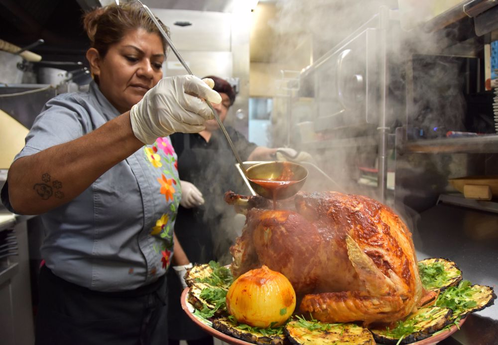 EE.UU. celebra Acción de Gracias mirando el bolsillo por la inflación