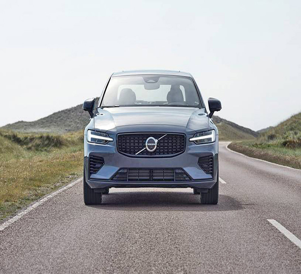 Volvo S60 Recharge del 2023, un sedan Sueco con el confort americano