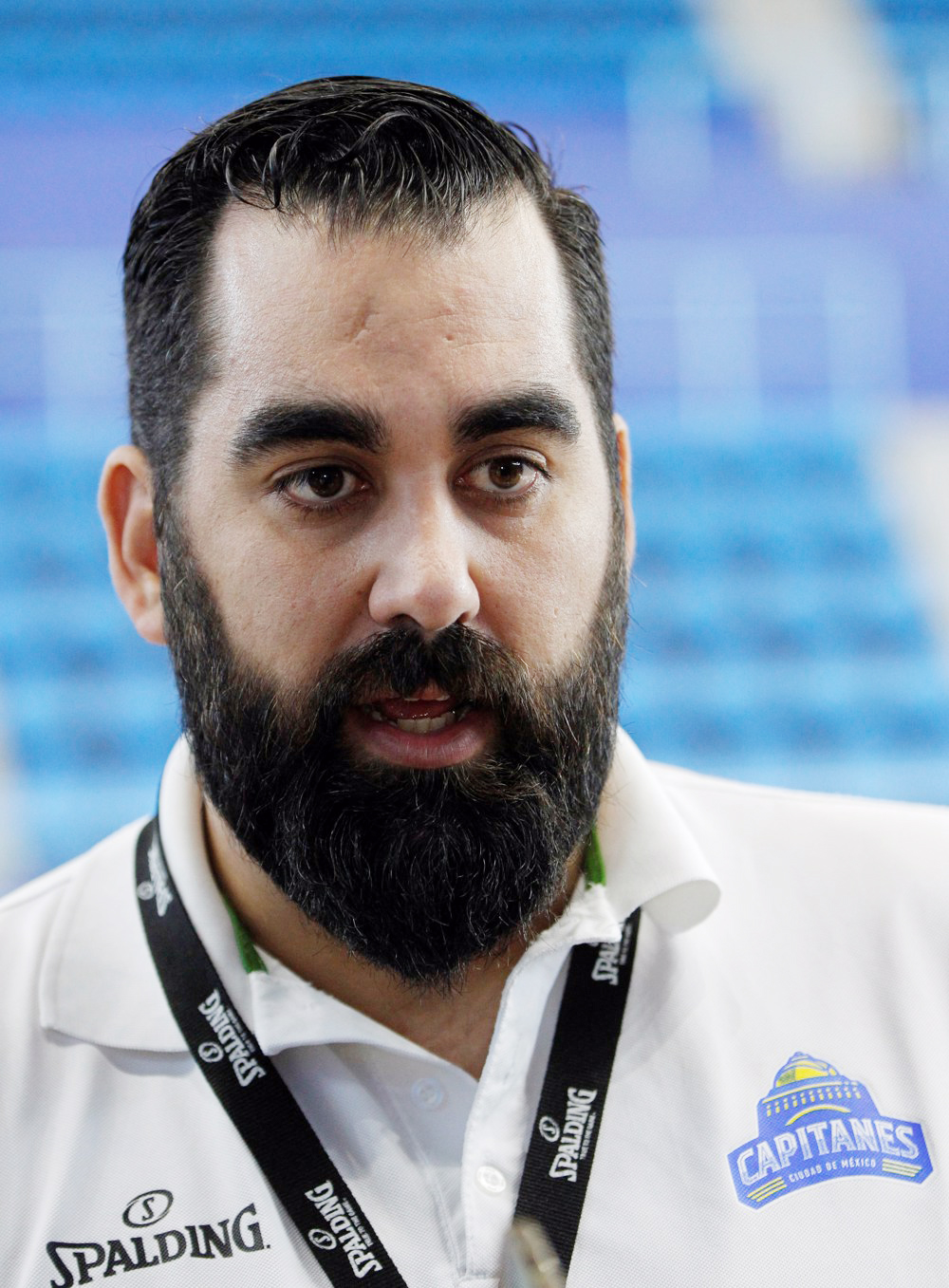 Los Capitanes del español Díaz vencen a Texas y siguen líderes del sur