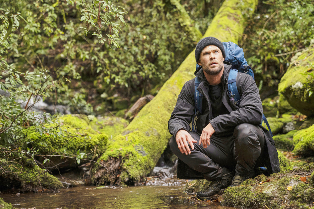 Chris Hemsworth pone su cuerpo al servicio de la ciencia en “Limitless”