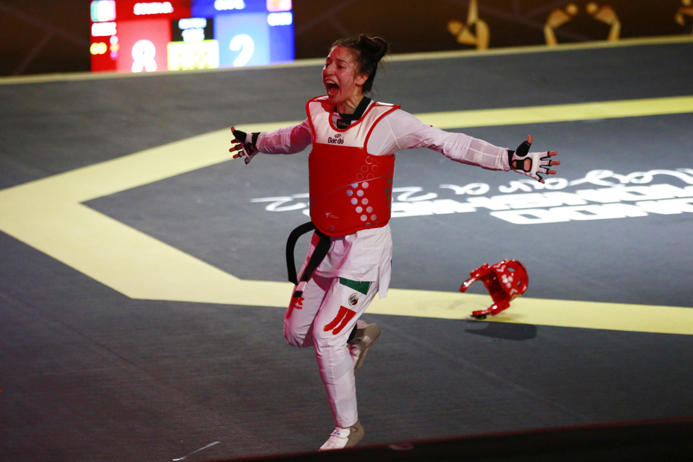 La mexicana Daniela Souza supera a la china Qing y gana oro en los Mundiales