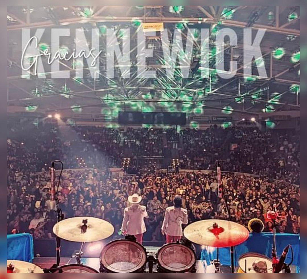 Los Tigres del Norte se presentaron en Kent, WA y Kennewick, WA