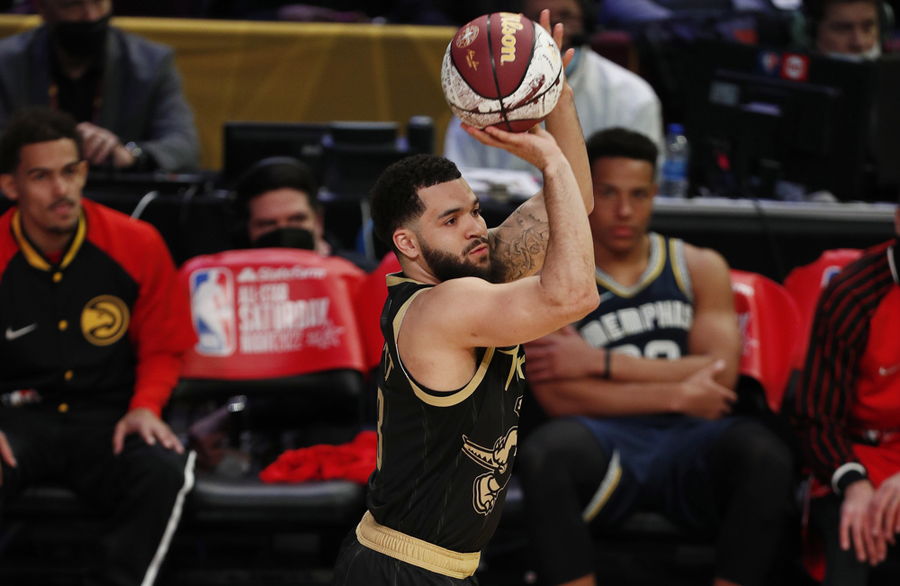 112-104. VanVleet la gana el pulso a Lowry en victoria de Raptors ante Heat