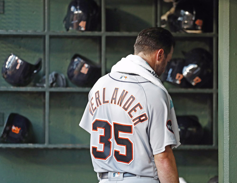 El dominicano Alcántara y Verlander ganan el Cy Young en las Grandes Ligas