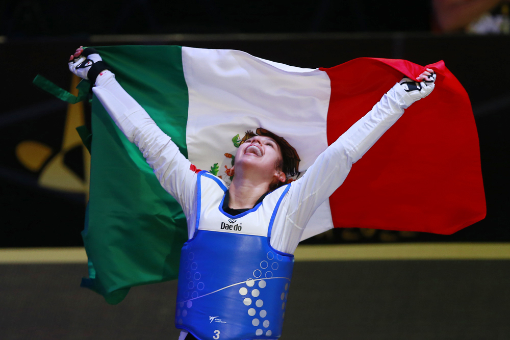 La mexicana Soltero gana título mundial en gran jornada para Hispanoamérica