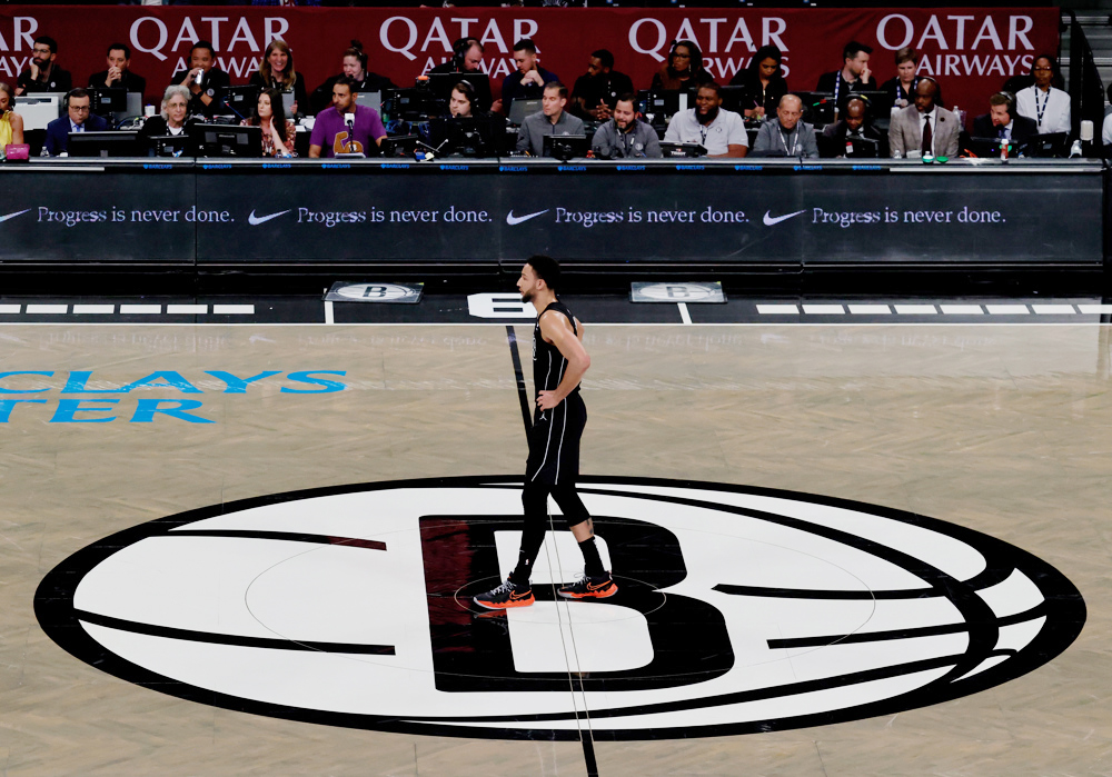 115-106. Unos Sixers sin estrellas arruinan la vuelta de Simmons a Filadelfia