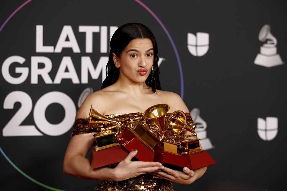 Rosalía gana el Latin Grammy a mejor álbum del año con “Motomami”