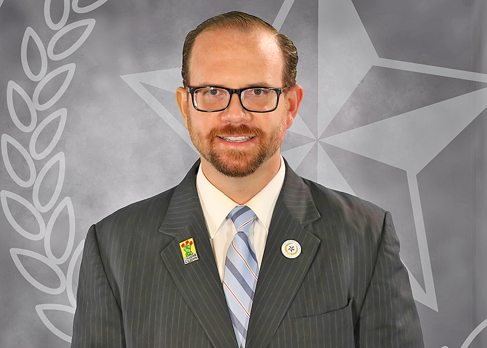 Comisionado del condado de El Paso, nuevo presidente de la Coalición Fronteriza de Texas