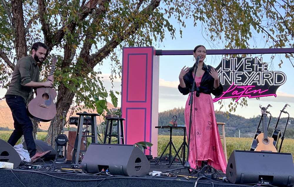 Artistas latinos se incorporan a exclusivo encuentro “Live In The Vineyard”