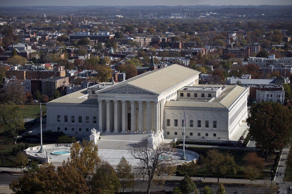 El Supremo de EEUU congela el fin del Título 42