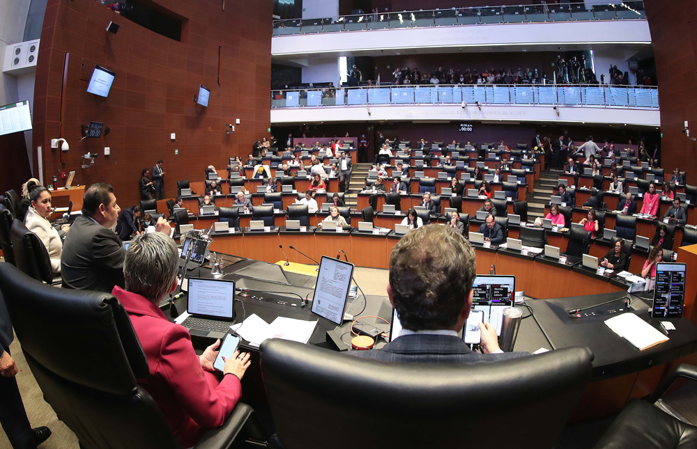 El Senado mexicano aprueba “Plan B” de reforma electoral de López Obrador