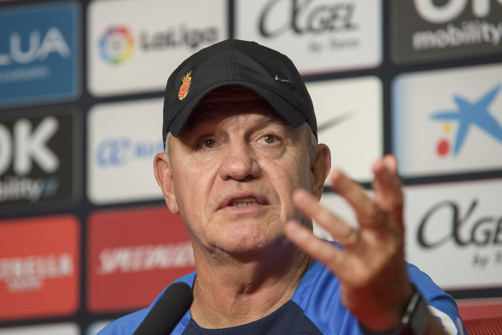 Javier Aguirre: “Messi ya se puede sentar en la mesa de los grandes”