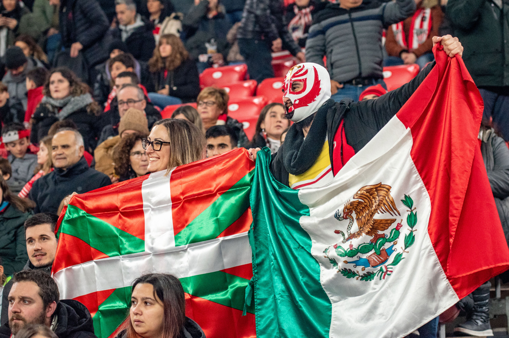 2-0. Berenguer y Sancet dan la victoria al Athletic frente a las Chivas