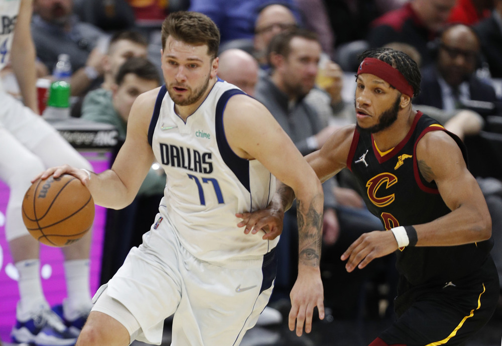 Doncic no puede con unos Cavaliers corales y equilibrados