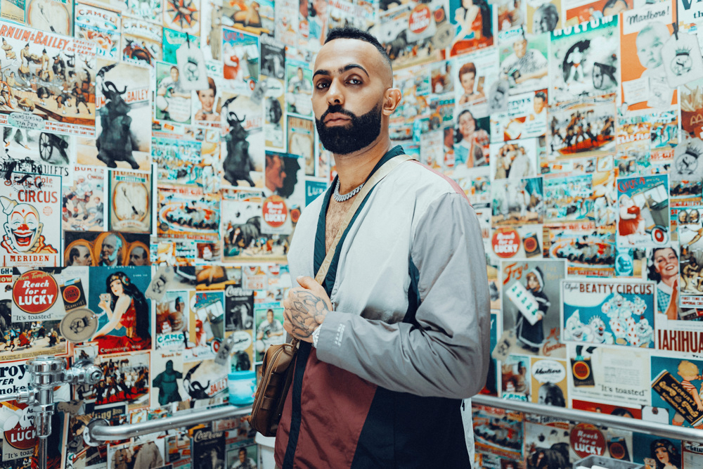 Eladio Carrión anuncia una gira por once ciudades de Estados Unidos en 2023