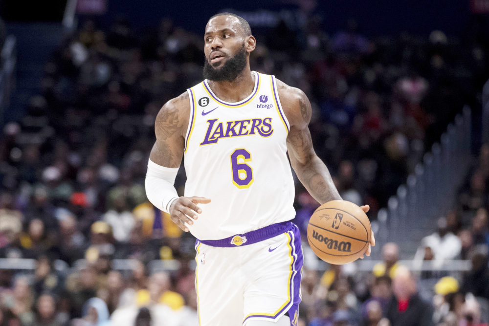 116-102. Un estelar Donovan Mitchell guía a los Cavs por encima de los Lakers