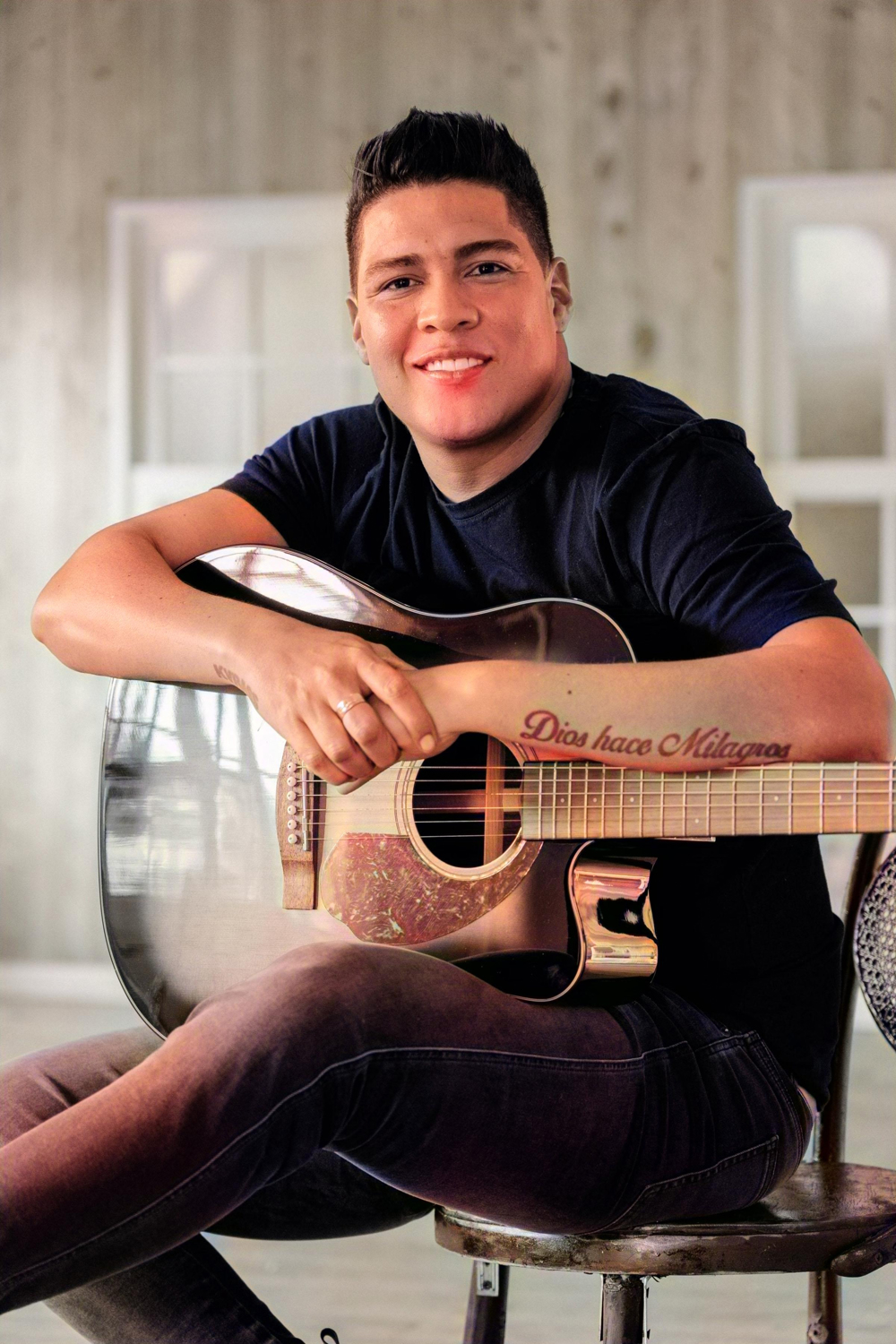 Colombiano Rafa Pérez da son vallenato al clásico navideño “El hijo ausente”