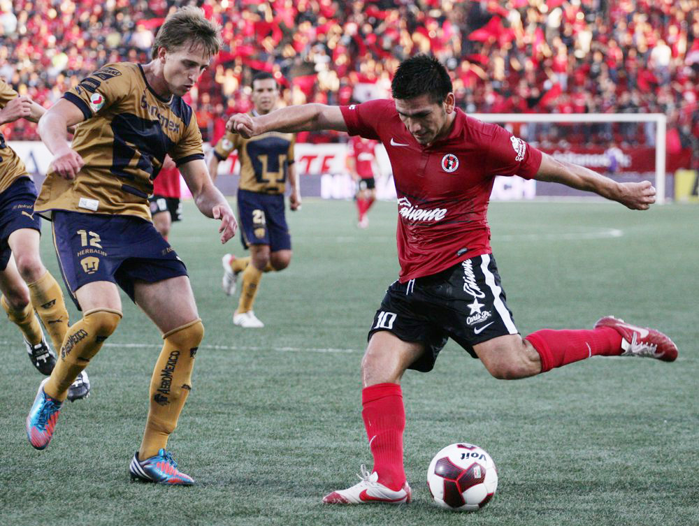 Máximo goleador de los Xolos de Tijuana condenado por tráfico de migrantes