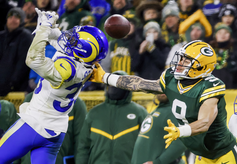 Los Packers dejan sin posibilidades de playoffs a los campeones Rams
