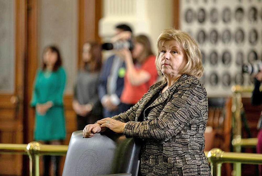 Gobernador Abbott nombra nuevo secretario de Estado tras la renuncia de Scott