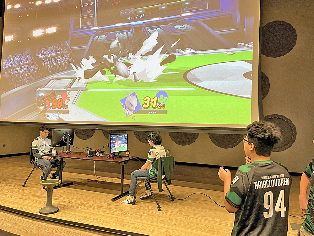 Region One ESC da la bienvenida a distritos escolares al mundo de los deportes electrónicos