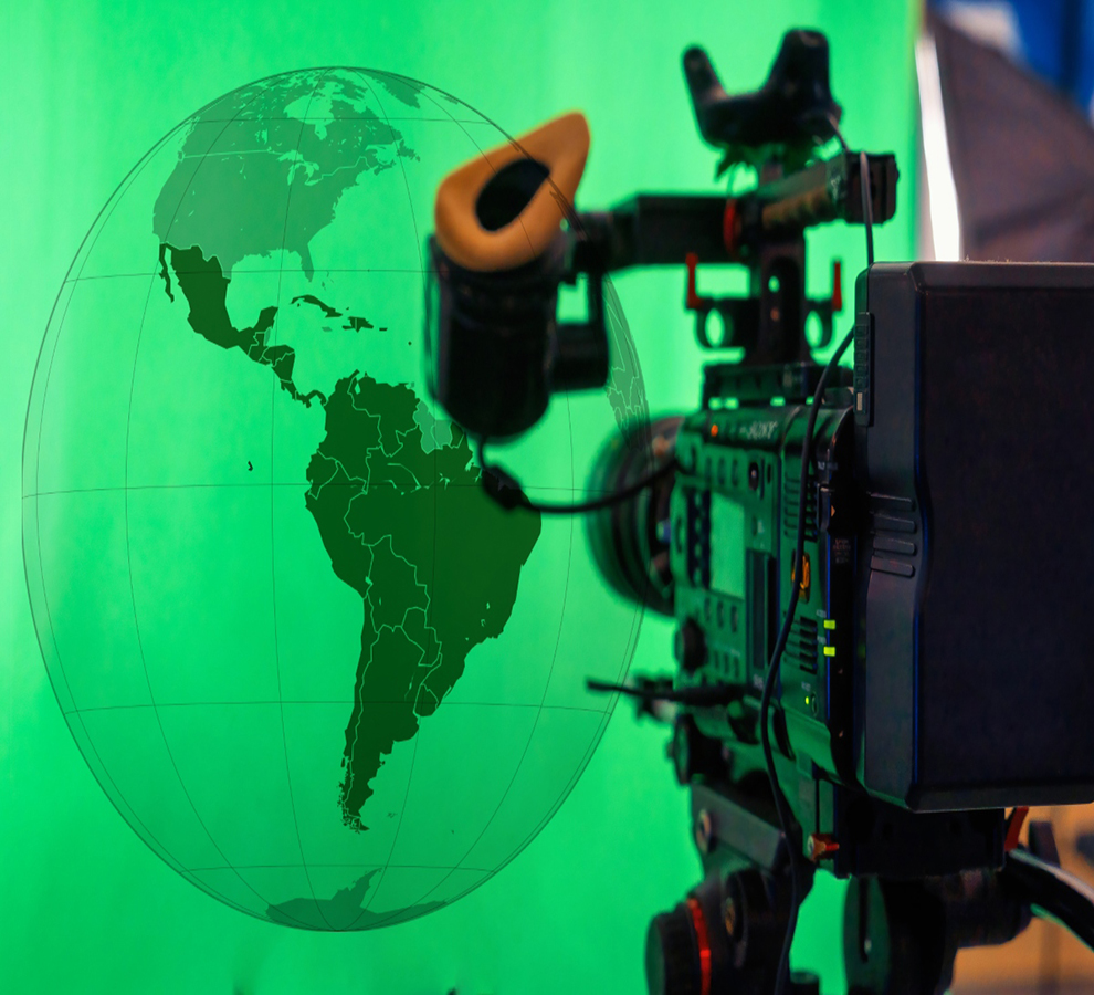 Latinos en tercera posición en la industria del entretenimiento a nivel mundial