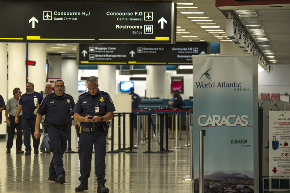 Los aeropuertos de Miami y Orlando batirán récord de pasajeros en Navidad