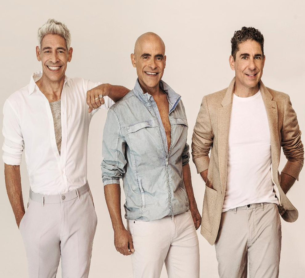 Los Ex Menudo Johnny, Miguel y Ricky del Súbete a mi moto Tour se unen al cantante Guillermo Dávila en magno concierto